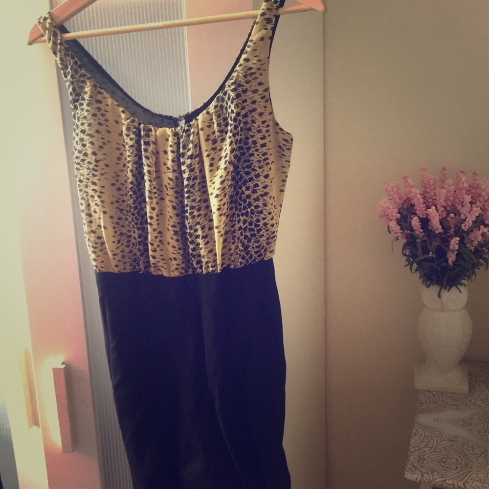 Guess? Bodycon pencil skirt animal print dress